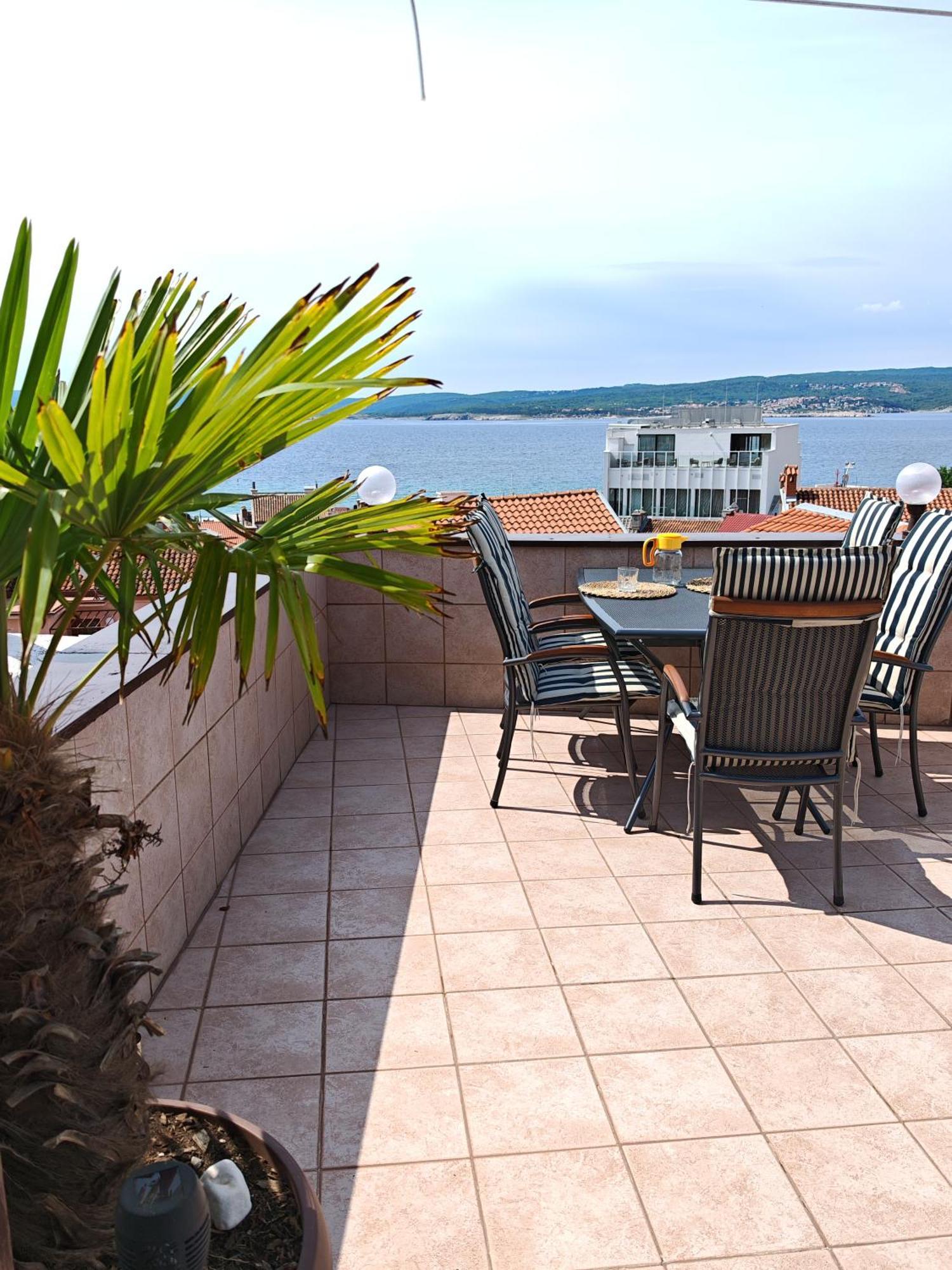 Apartman Vera Crikvenica Exterior foto